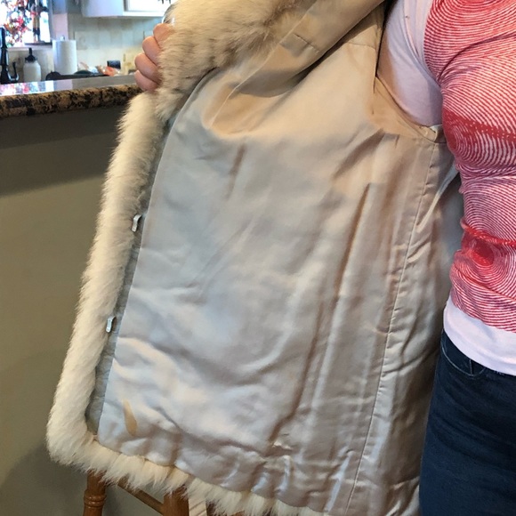 Saga Blue Fox Fur Coat - Picture 8 of 10